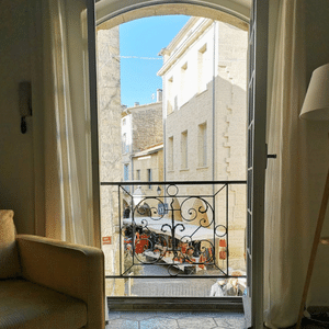 Appartement place Dampmartin _ conciergerie calla