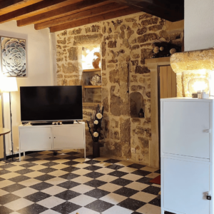 Maison de village_ Castillon-du-Gard_proche Pont-du-Gard_ Conciergerie calla