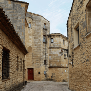 Maison de village_ Castillon-du-Gard_proche Pont-du-Gard_ Conciergerie calla