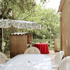 Conciergeriecalla _ petite maison de collias _ proche pont du gard